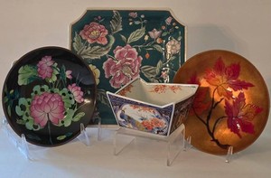 LR - Decorative Plate Set Bovanic & Classic Traditions (Lot of 4)