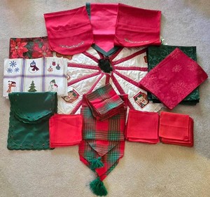 LL-ST - Holiday Table Linens Nicholas Square & Hansel and Gretel Mixed Lot