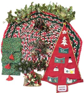 LL-ST - Christmas Decor Mixed Lot Crocheted Tree Skirt, Runners, Wall Hanging & Foliage