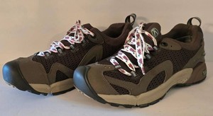 K - Womens Keen Hiking Shoes Size 10 Twin Laces