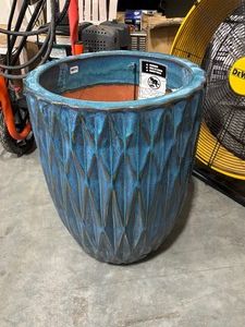 Ceramic Planter - Has a Crack