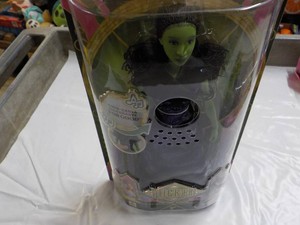 Wicked Elphaba...