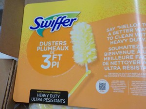 2 Swiffer 3 ft Dusters with Extra D...
