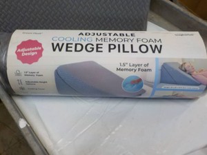 Adjustable Cooling Memory Foam Wedg...