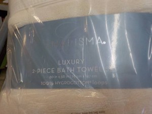Luxury 4 piece Ivory Towel Set...