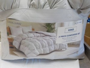 Casual Living 3 piece Comforter Set...