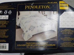 Pendleton Fur Luxe Blanket Queen - ...