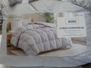 Casual Living 3 piece Comforter Set...