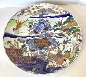 Grand  Antique Japanese Hand Painted Imari Porcelain Charger
