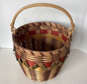 Vintage Winnebago Swing Handle Splint Basket