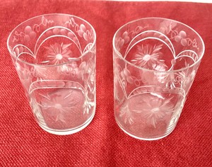 Vintage Pair of Tuthill Wheel Etched Glasses