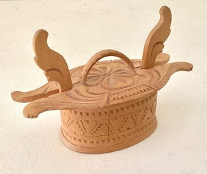 Small Carved Norwegian Tine Box