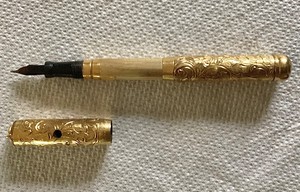 U.S. Fountain Pen Co. Victor 18K Gold Filled Telescoping Pen