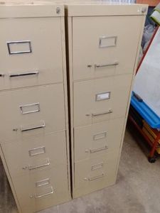 4 Drawer File Cabinet (2). Tan