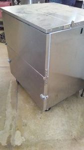 Norlake MC08DS Commercial Chest Freezer.