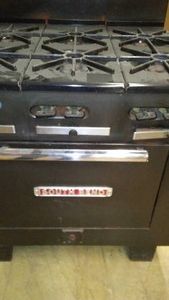 Southbend Model 4000A Six-Burner Gas Range.