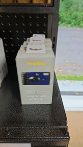 Set of 4 Heyday Single-Use Cameras