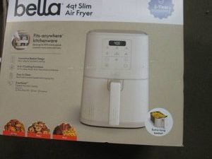 Bella 4 qt air fryer...