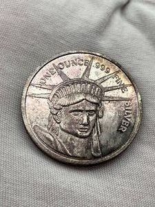 Statue Of Liberty One Ounce (.999 Fine Silver) Round