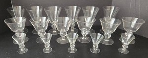 Swedish Crystal Gulli Seneca Ingrid Lobe Stem Glass Set (Lot of 17)