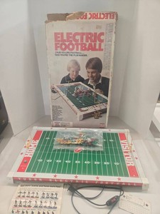 Vintage Tudor Electric Football Game Set With Original Box