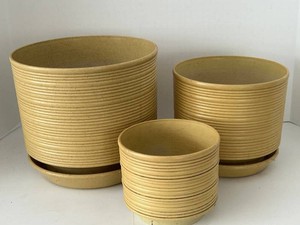 Rubbermaid 3236 Ribbed Planters (Lot of 3)
