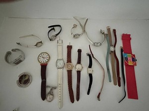 Mixed Lot of Fashion Watches & Watch Bands