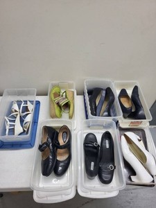 Lot of Assorted Womens Dress Shoes Heels Sandals Ecco Born Alfani