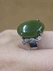 Marked 14K Green Jade-Look Cabochon Statement Ring Size 7 5.37g