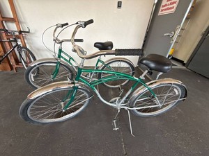 Pair of Vintage Schwinn Cruiser Four 4-Speed Beach Cruiser Bicycles Green Silver
