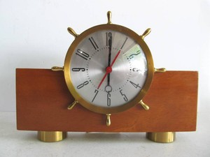 Excellent Mid Century Brass &amp Wood Ships Wheel Desk Clock - O.B. McClintock