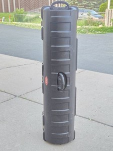 Quality Like-New SKB Travel Golf Club Case