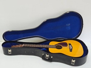 Vintage YAMAHA FG-Junior Acoustic Guitar wHard Case