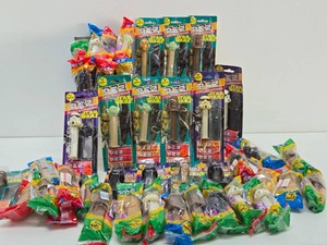 LARGE Lot of Brand New STAR WARS Pez Dispensers