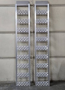 Like-New Set of REESE Explore Truck Ramps