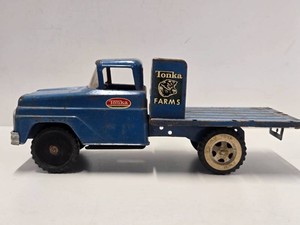 Vintage Metal TONKA FARMS Stake Bed Truck