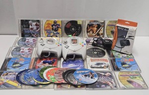 SEGA Dreamcast Controller &amp Large Amount of Games