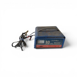 Solid State 10 Amp Battery Charger 6 Volt  12 Volt