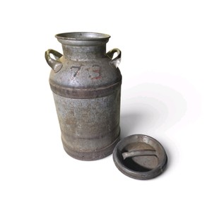 vintage metal dairy milk can, likely featuring a 10-gallon capacity and constructed from galvanized steel.