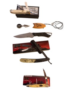 Assorted Pocket Knives & Straight Razors  Steel Warrior, Folding Knives & Novelty Knives (7 Pieces)