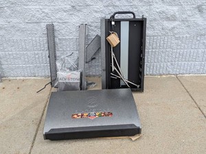 NEW BLACKSTONE PATIO COLLECTION 4-BURNER GRIDDLEGRILL WHARDTOP & COVER
