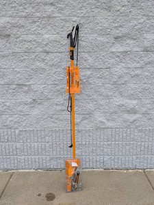 NEW FISKAR EXTENDABLE POLE SAW AND PRUNER 2PCS
