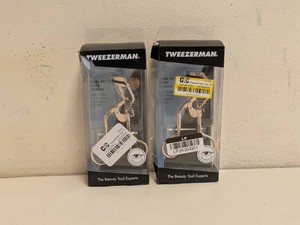 NEW TWEEZERMAN
