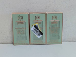 (3) NEW PIXI BY PETRA ON-THE-GLOW BASE