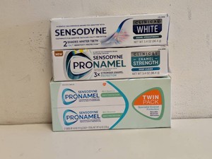 NEW ASSORTED SENSODYNE PRONAMEL 4PK