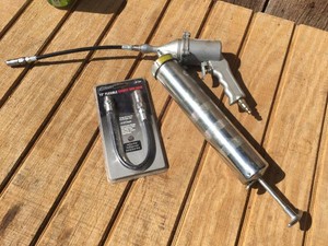 CENTRAL PNEUMATIC - Air Grease Gun  Extra Hose