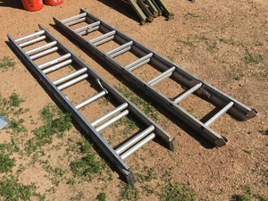 2 Aluminum Extension Ladders 11 Ft  16 Ft - Decent