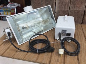 SUNLIGHT SUPPLY INC - SunSystem Grow Light FixtureBallast