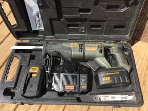 CRAFTSMAN PROFESSIONAL 18V Cordless Reciprocating Saw Set