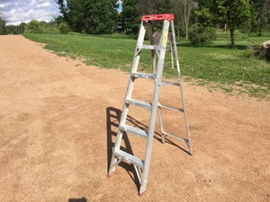 WERNER 6 Ft Aluminum Step Ladder - 200 Lb
